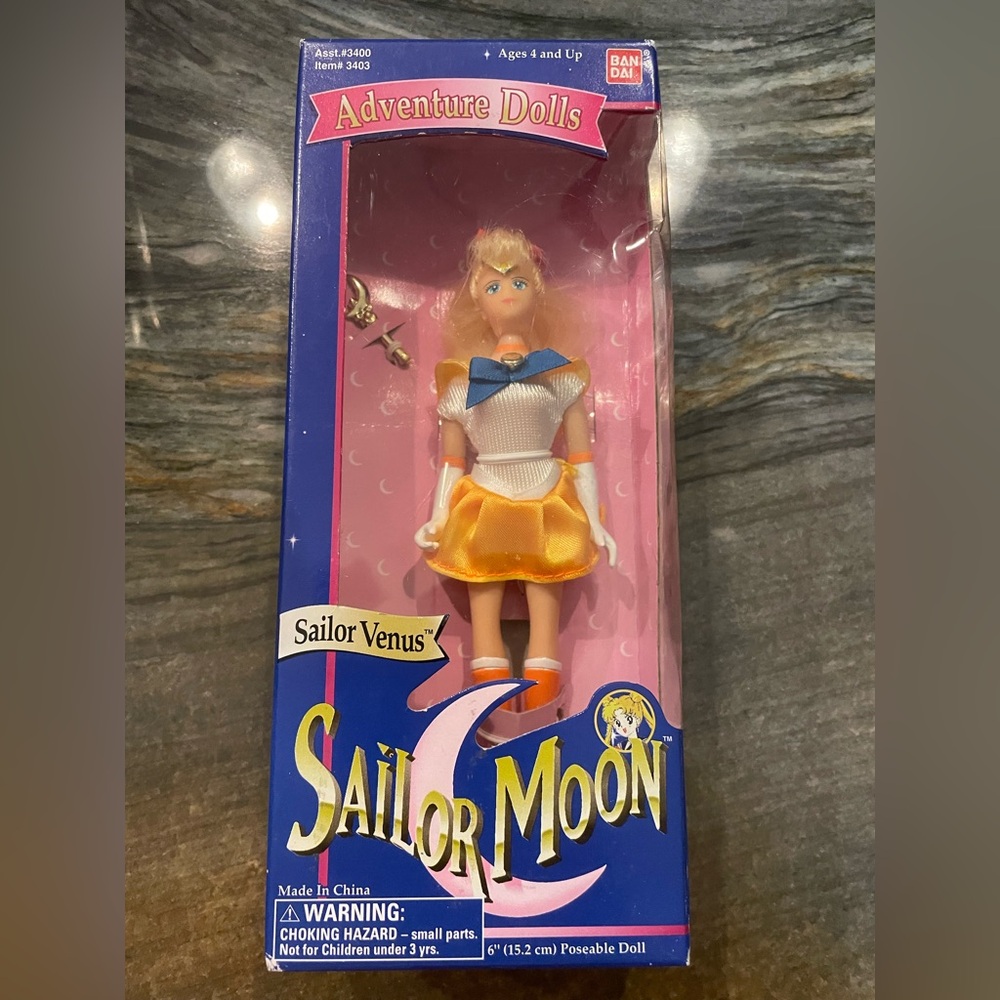 Bandai sailor moon show- sailor Venus 6” doll new in box